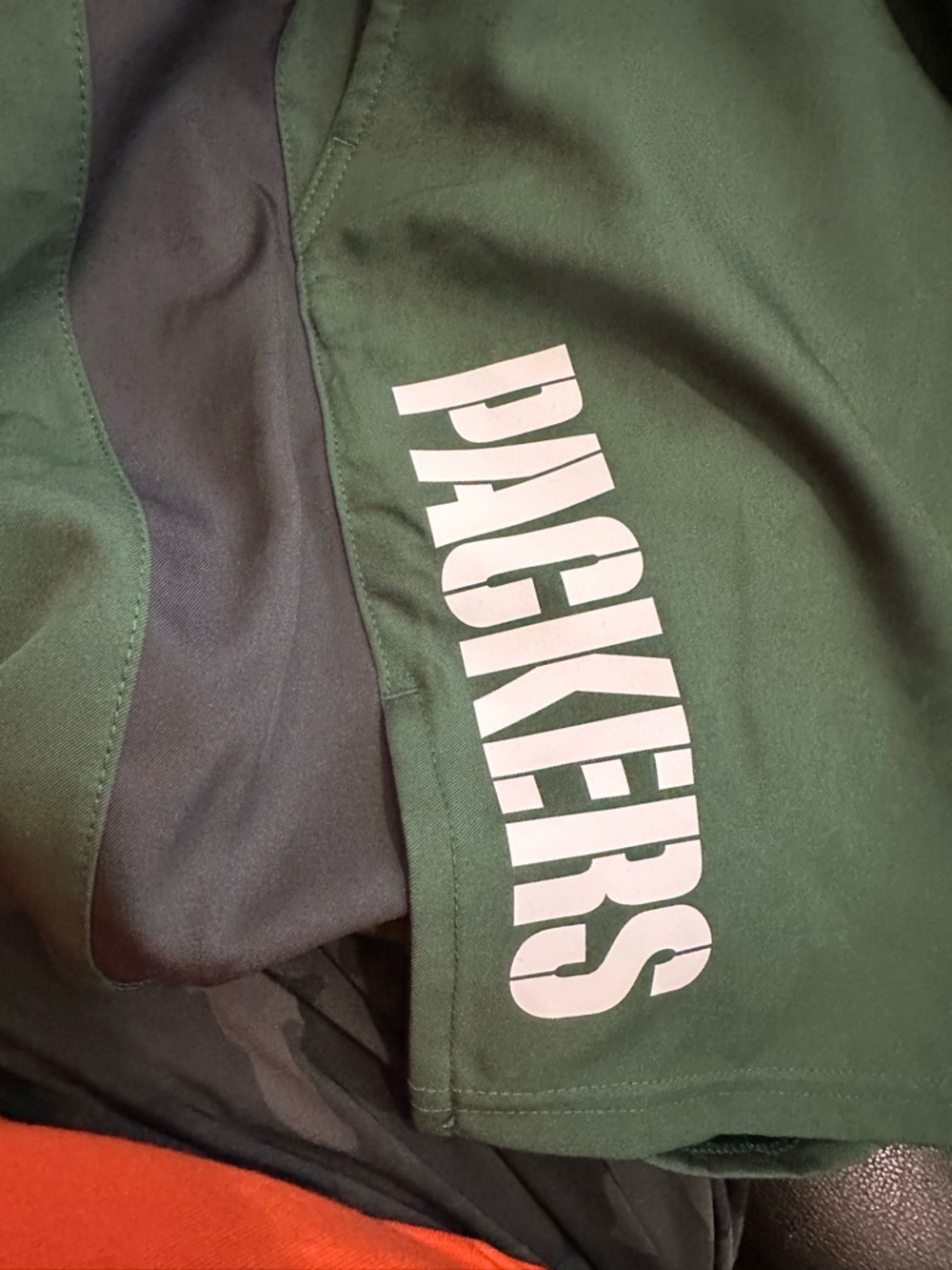 Nike Green Green Bay Packers Woven Victory Performance Shorts - Picture 4 of 9